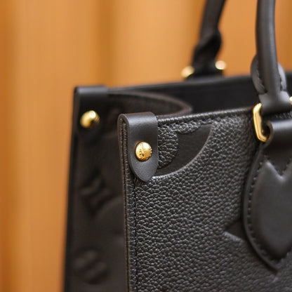 LV  OnTheGo PM Black