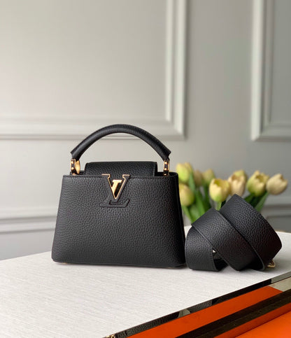 LV Capucines Mini Black