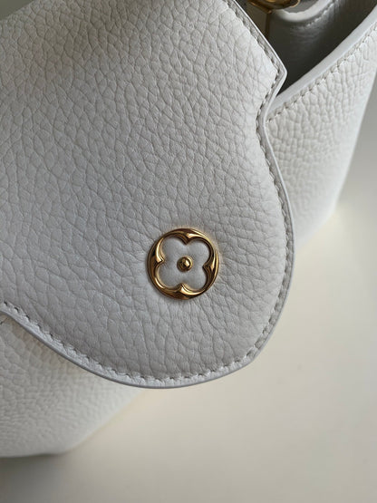LV Capucines BB Snow