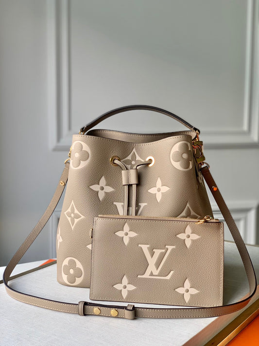 LV NéoNoé MM Dove/Cream