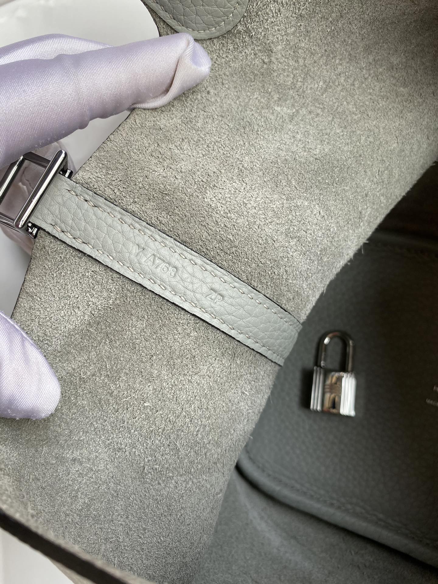 H Picotin Lock Bag Light Grey