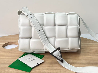 BV Padded Cassette White
