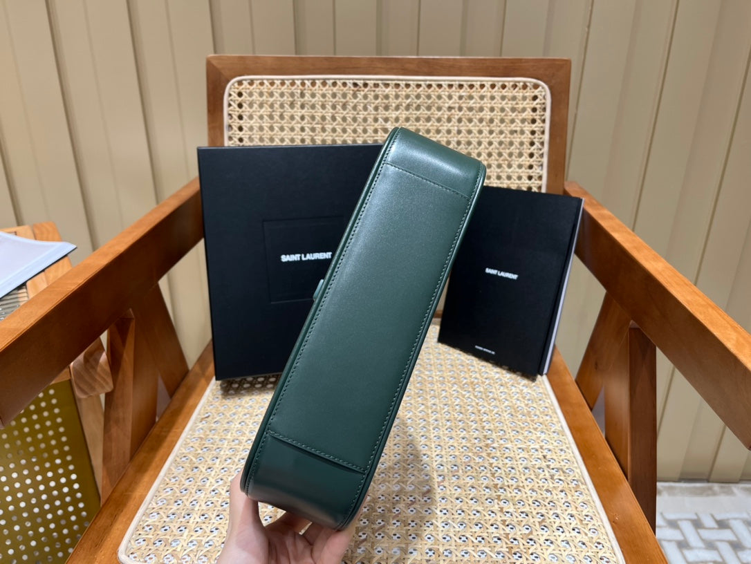 YSL LE 5 À 7 Green