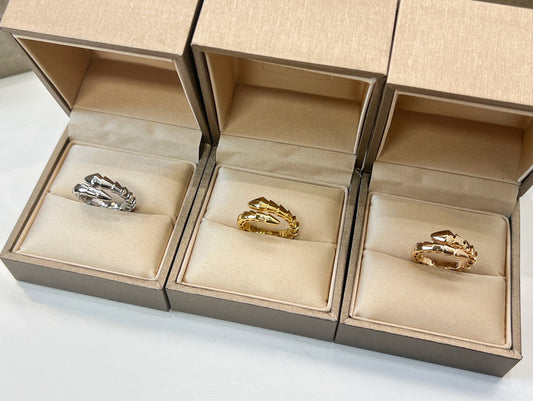 BULGARI Serpenti Viper 18kt Gold Ring