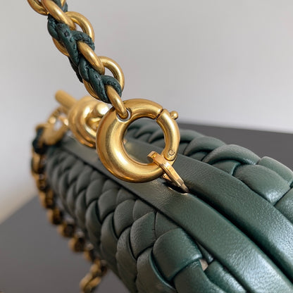 BV Knot Chain