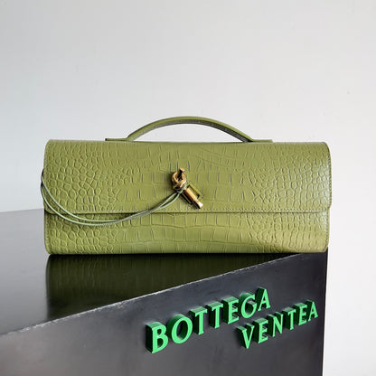 BV Andiamo Clutch Ostrich