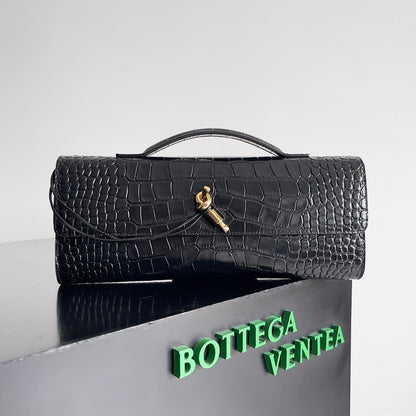BV Andiamo Clutch Ostrich