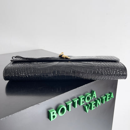 BV Andiamo Clutch Ostrich