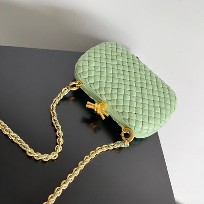 BV Knot Chain