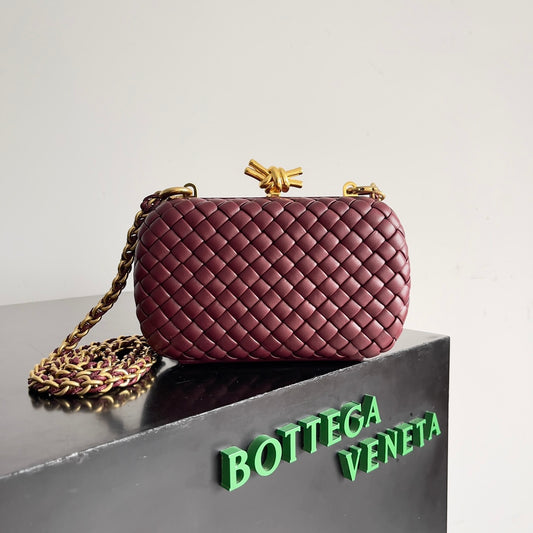 BV Knot Chain