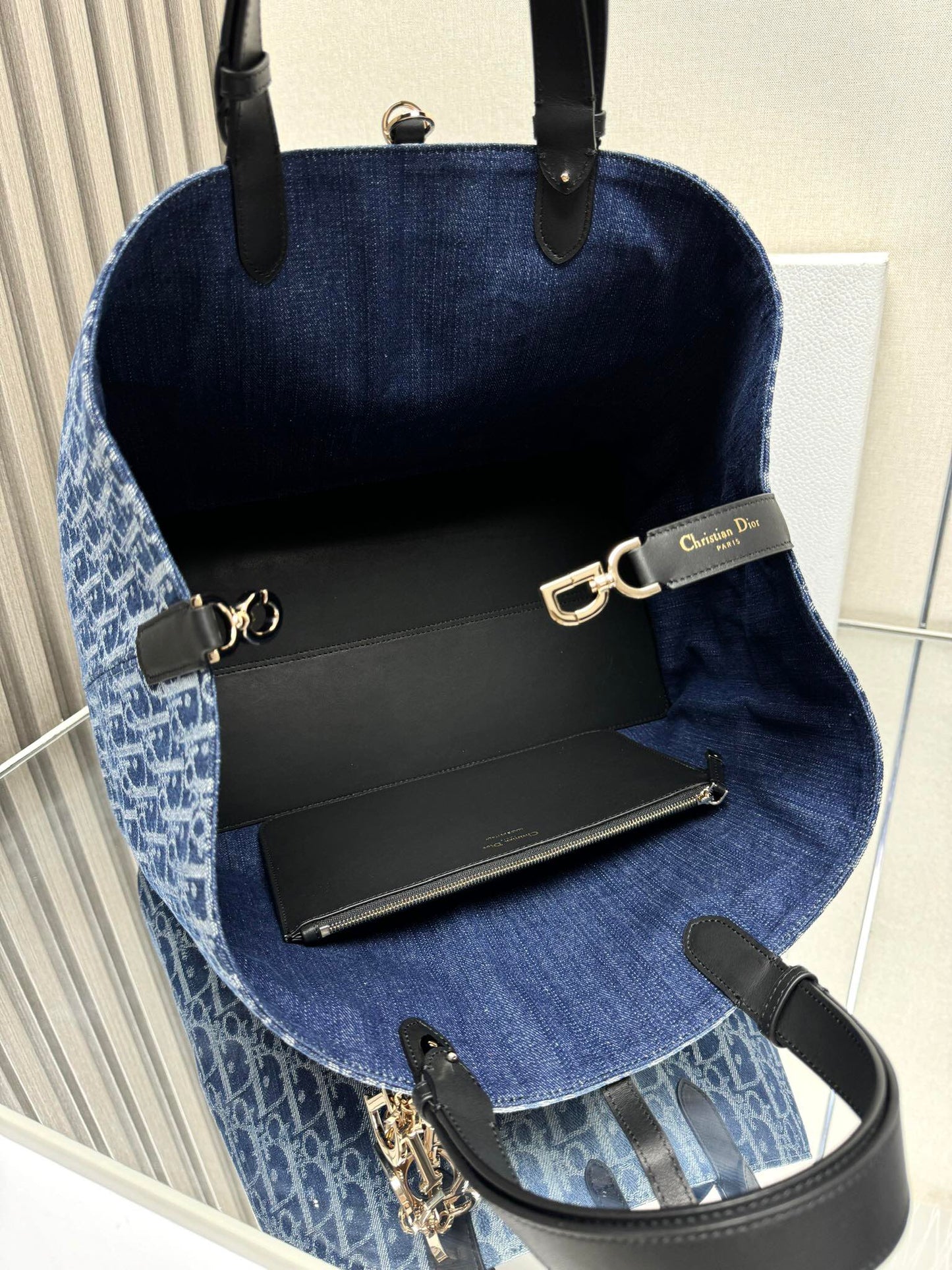 Toujours Large Bag
