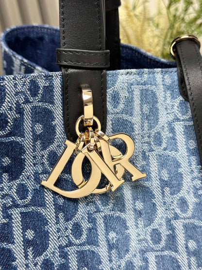 Toujours Large Bag