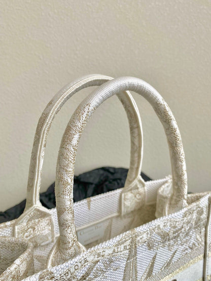 D Book Tote Small Dior Rêve d'Infini Embroidery with Gold-Tone Metallic Thread