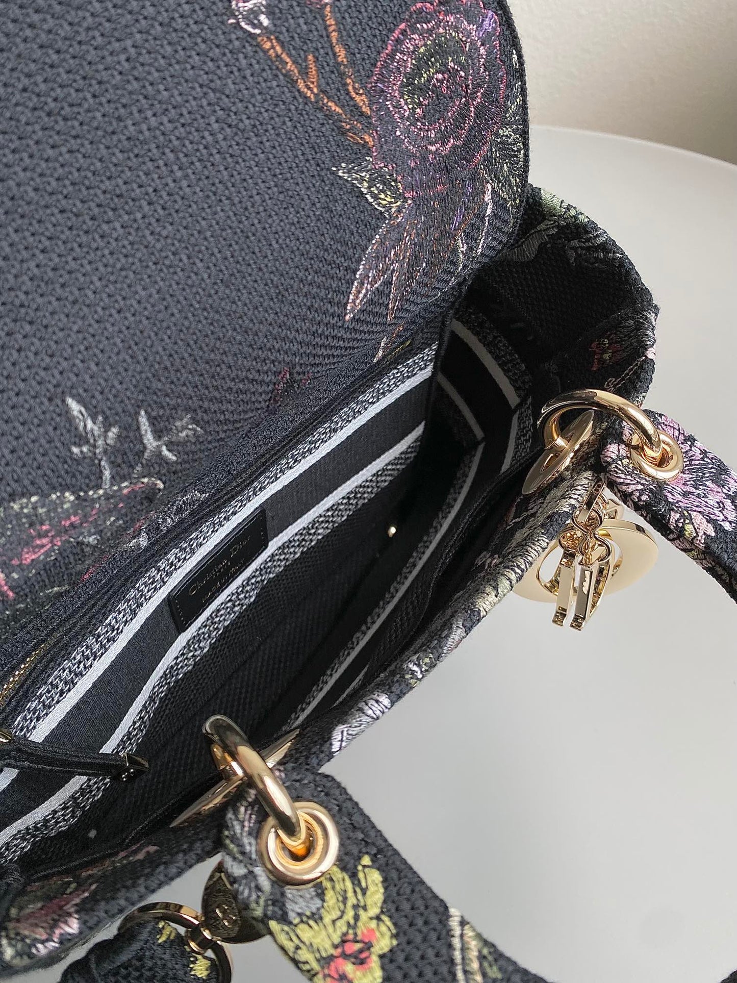 Medium Lady D-Lite Bag Multicolor Jardin Botanique Embroidery