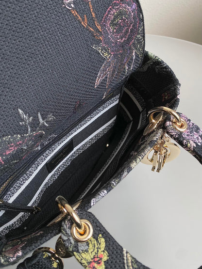 Medium Lady D-Lite Bag Multicolor Jardin Botanique Embroidery