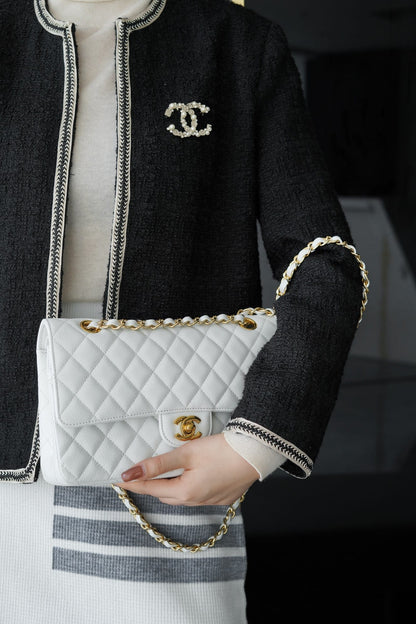 CC Classic Flap Bag White