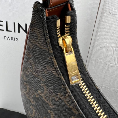 CEL Ava Triomphe Canvas Black