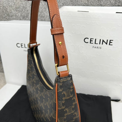 CEL Ava Triomphe Canvas Black