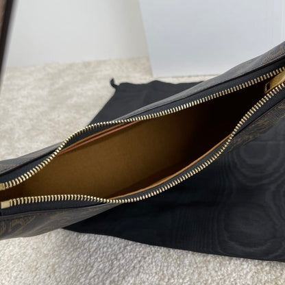 CEL Ava Triomphe Canvas Black