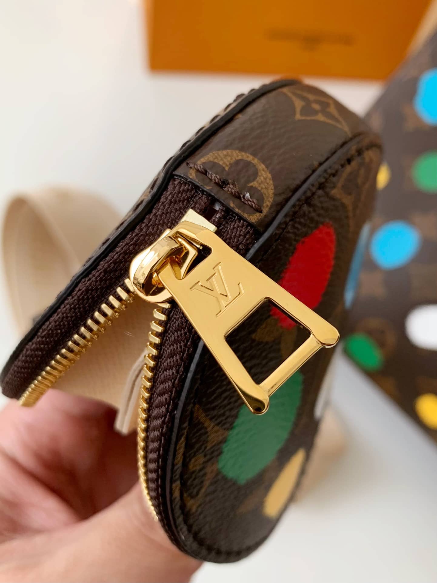 LV  x YAYOI KUSAMA OnTheGo PM Painted Dots