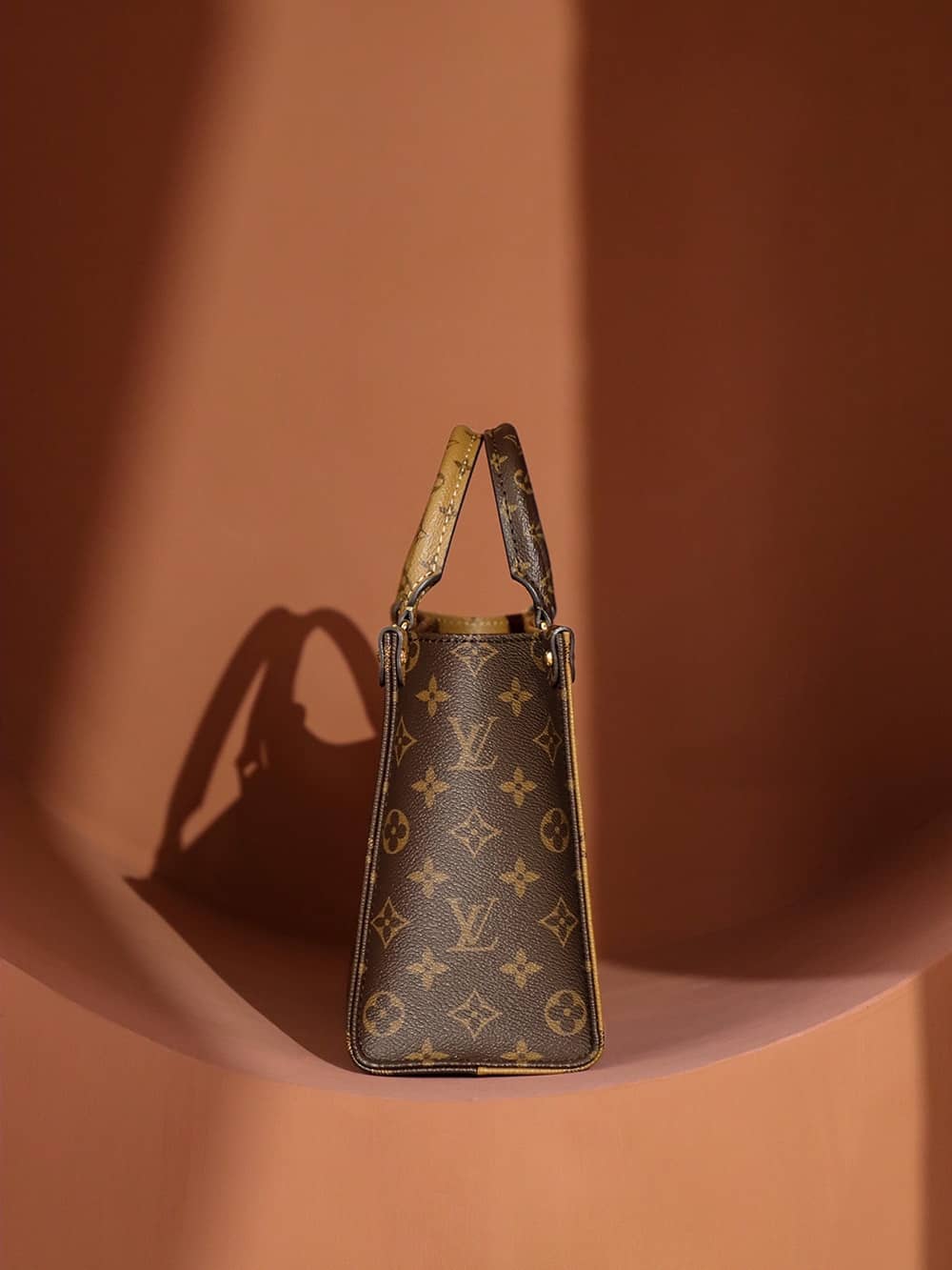 LV OnTheGo PM Brown