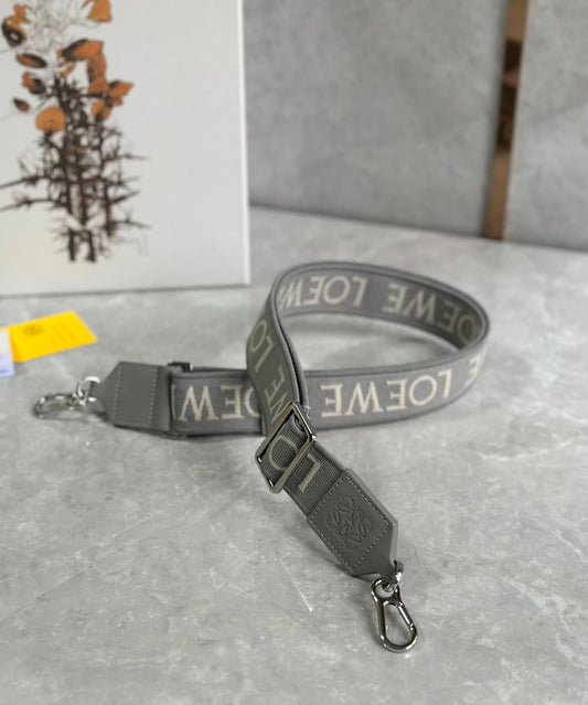 Anagram Wide Shoulder Strap Grey