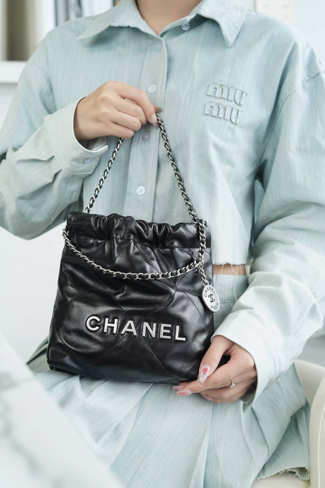 CC 22 Mini Handbag Black