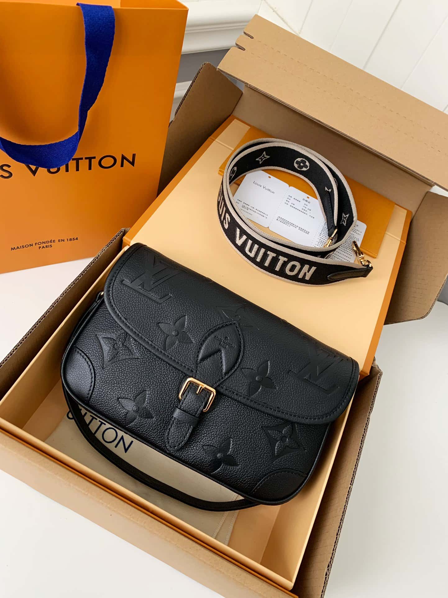 LV Diane Satchel Black