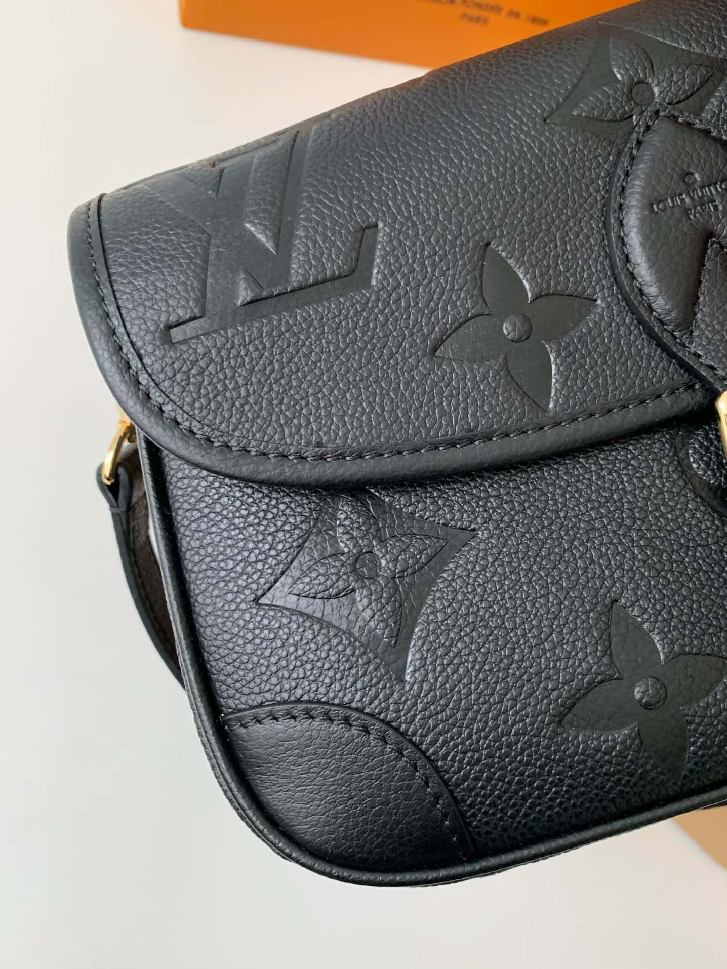 LV Diane Satchel Black