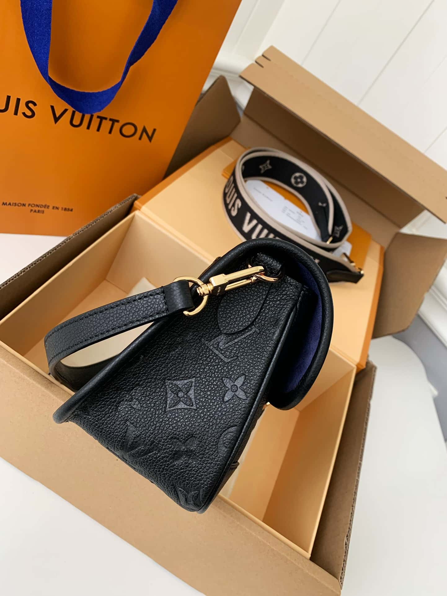 LV Diane Satchel Black