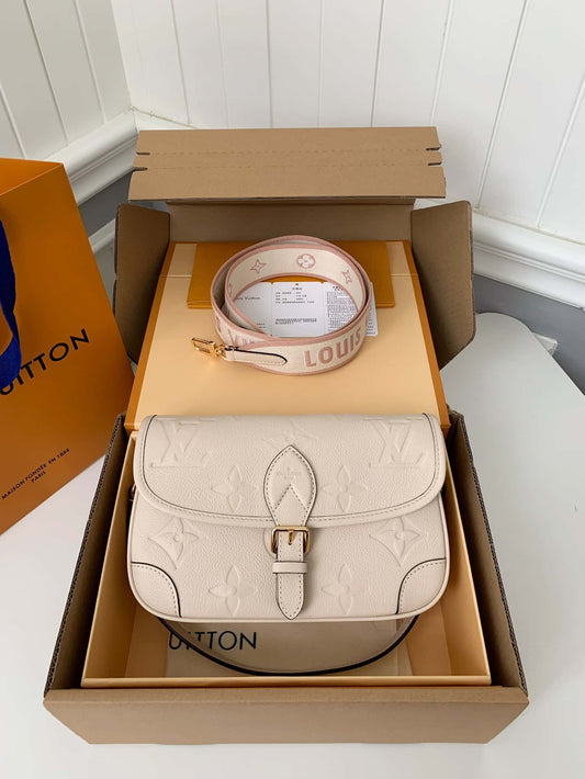 LV Diane Satchel Crème Beige