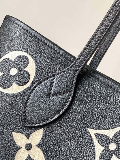 LV Neverfull MM Black/Beige