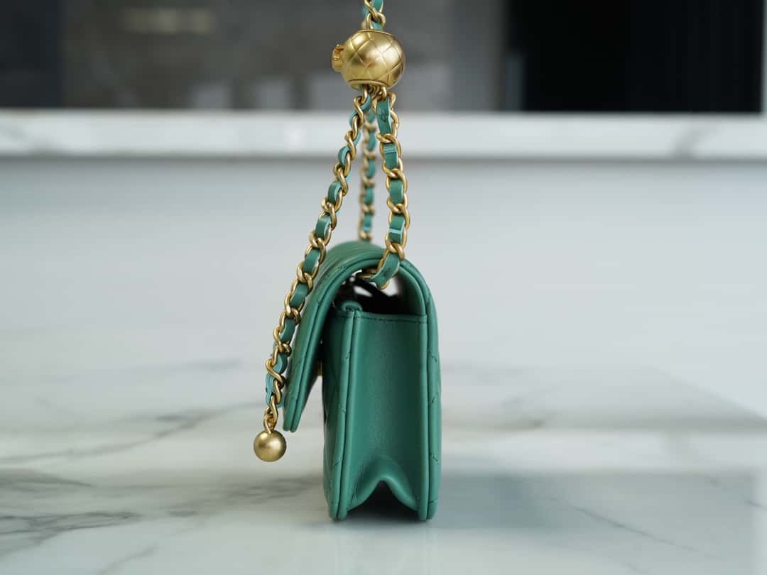 CC Flap Phone Holder with Chain Turquoise
