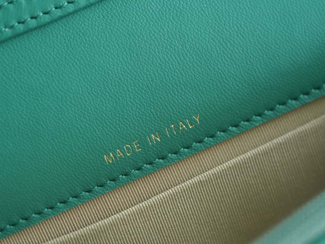 CC Flap Phone Holder with Chain Turquoise