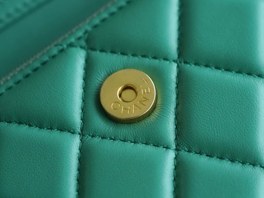 CC Flap Phone Holder with Chain Turquoise