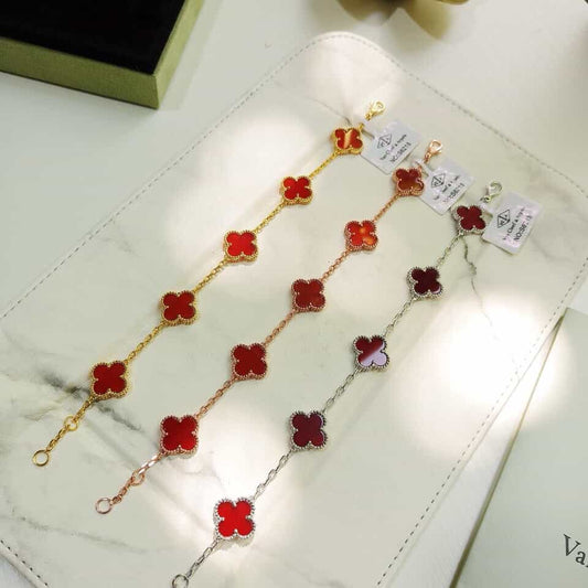 VAN CLEEFS & ARPELS 5 Clover Bracelet Carnelian