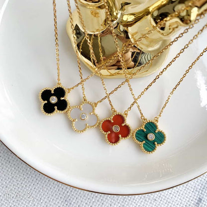 VAN CLEEFS & ARPELS Necklace with Diamond