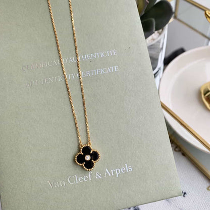 VAN CLEEFS & ARPELS Necklace with Diamond