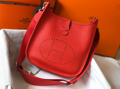 HERMES Evelyne Bag Red