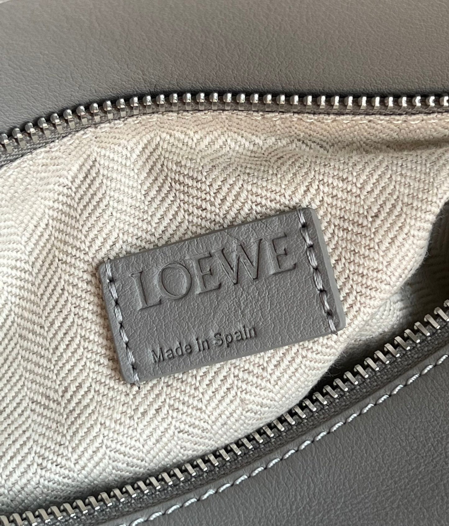 LOEWE Puzzle Bag Pearl