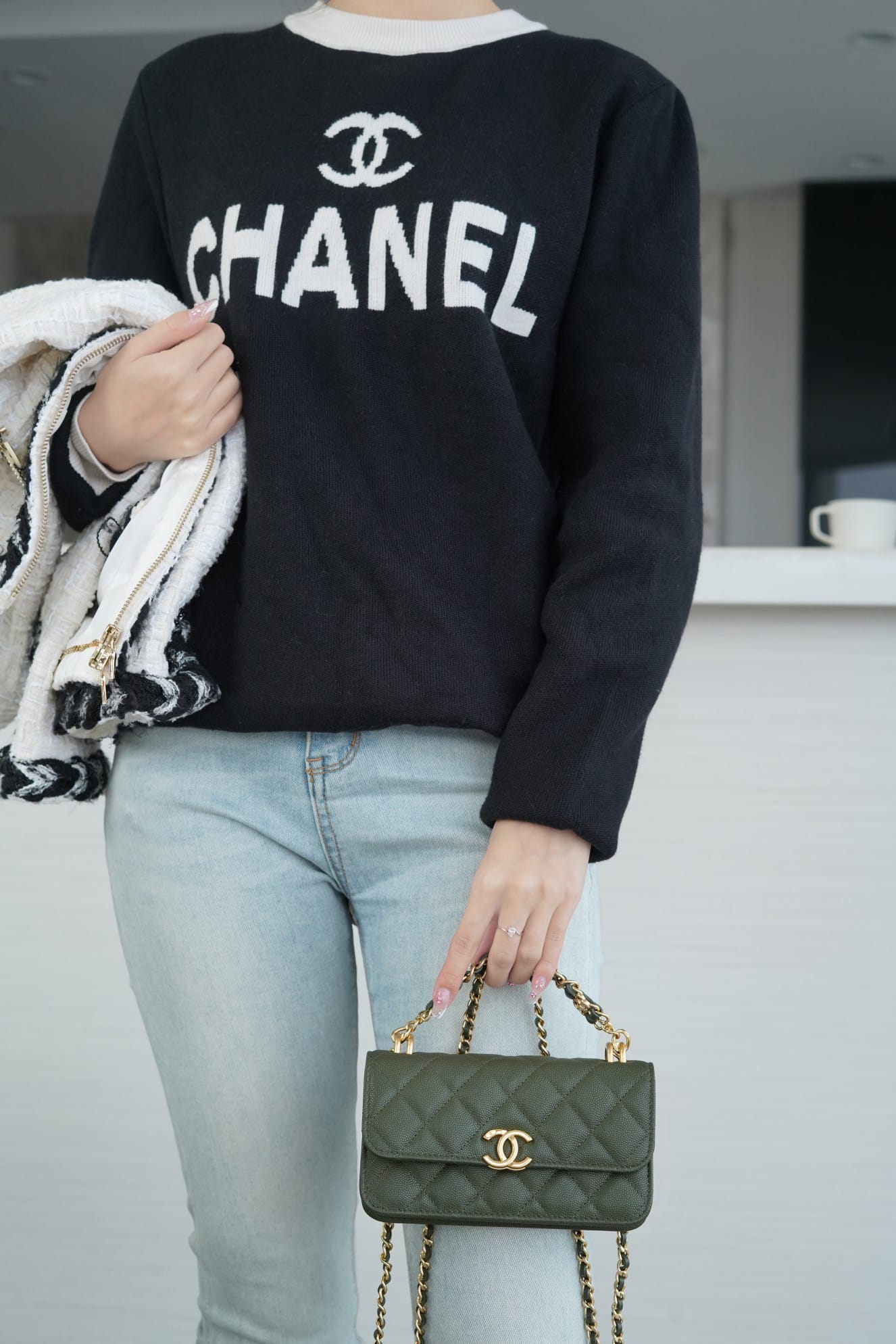 CHANEL Flap Phone Holder with Chain Olive