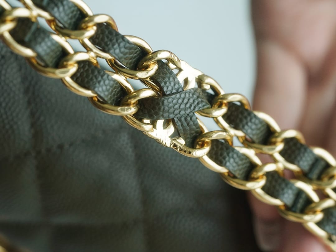 CHANEL Flap Phone Holder with Chain Olive