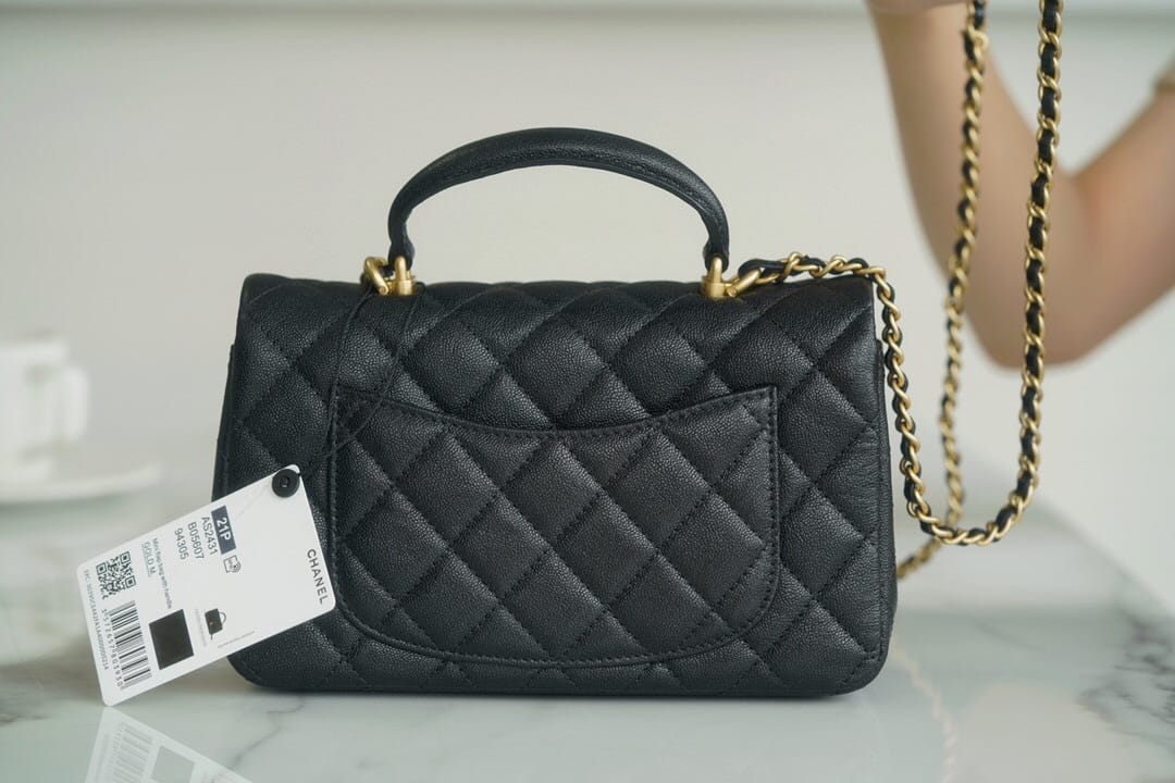 Chanel mini 2024 flap bag black