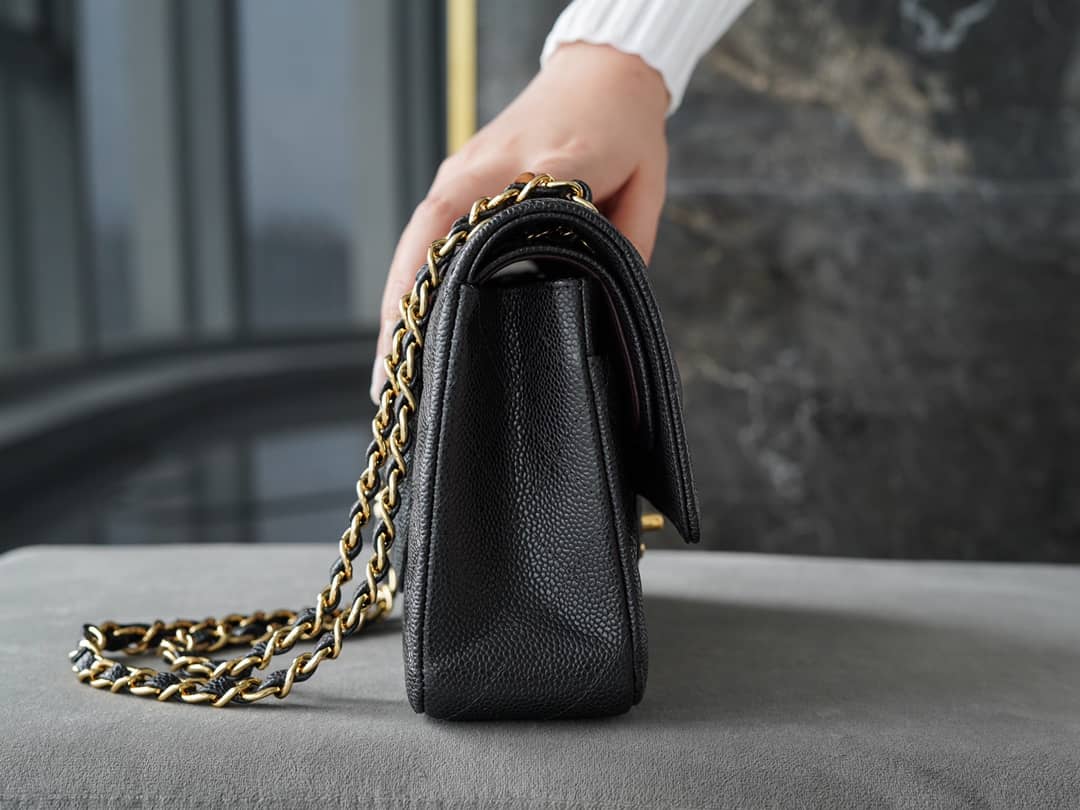 CHANEL Classic Flap Bag Black